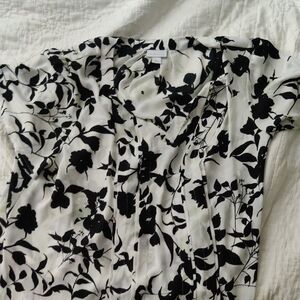 Liz Claiborne Black and White Floral Blouse